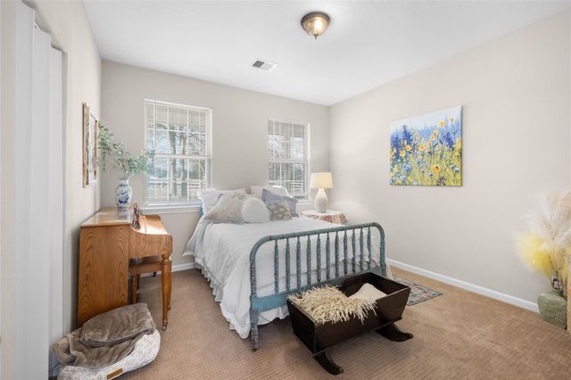 9467 Loop Road, Bellville, TX 77418