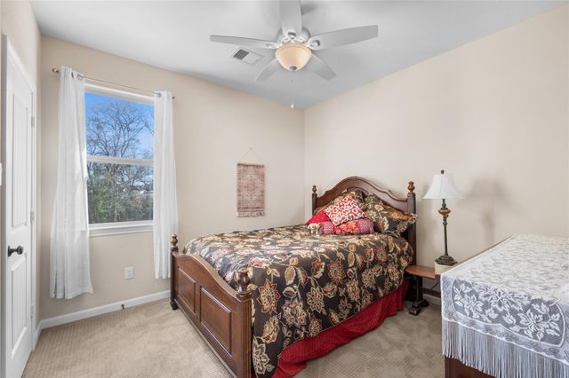 9467 Loop Road, Bellville, TX 77418