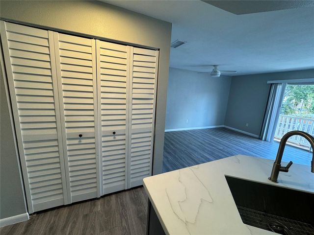 5201 S MACDILL AVENUE 207, Tampa, FL 33611