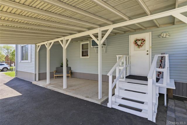 36 sunflower, Bohemia, NY 11716