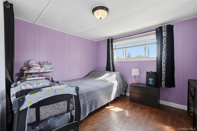 36 sunflower, Bohemia, NY 11716