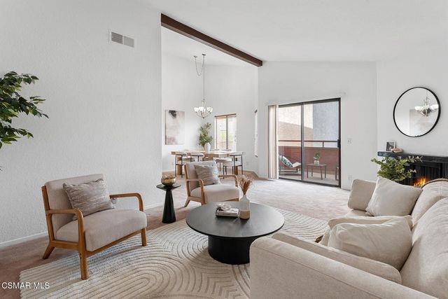 11939 Weddington Street 313, Valley Village, CA 91607