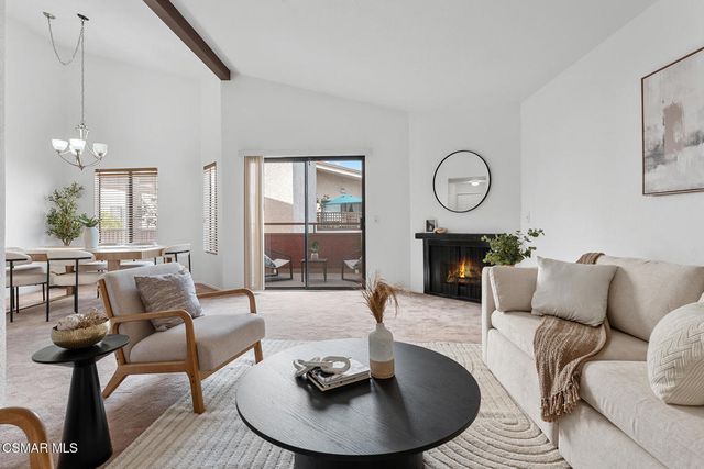 11939 Weddington Street 313, Valley Village, CA 91607