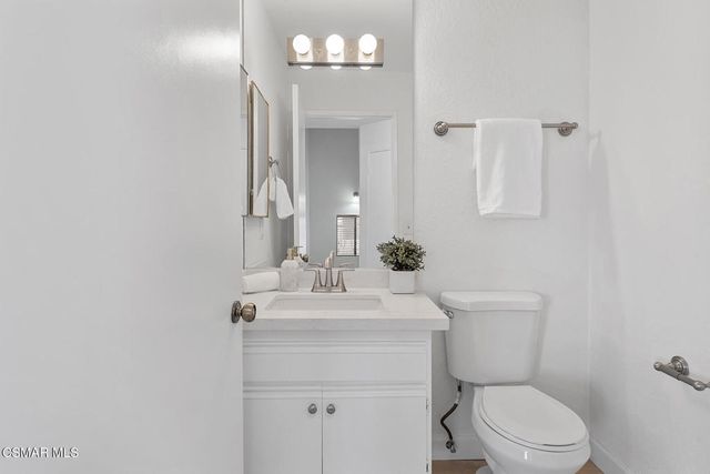 11939 Weddington Street 313, Valley Village, CA 91607