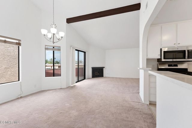 11939 Weddington Street 313, Valley Village, CA 91607