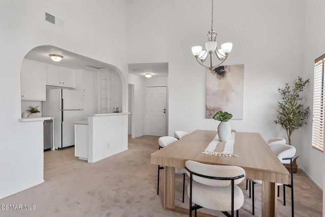 11939 Weddington Street 313, Valley Village, CA 91607