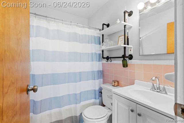 426 S Vernon Avenue, Flint, MI 48503
