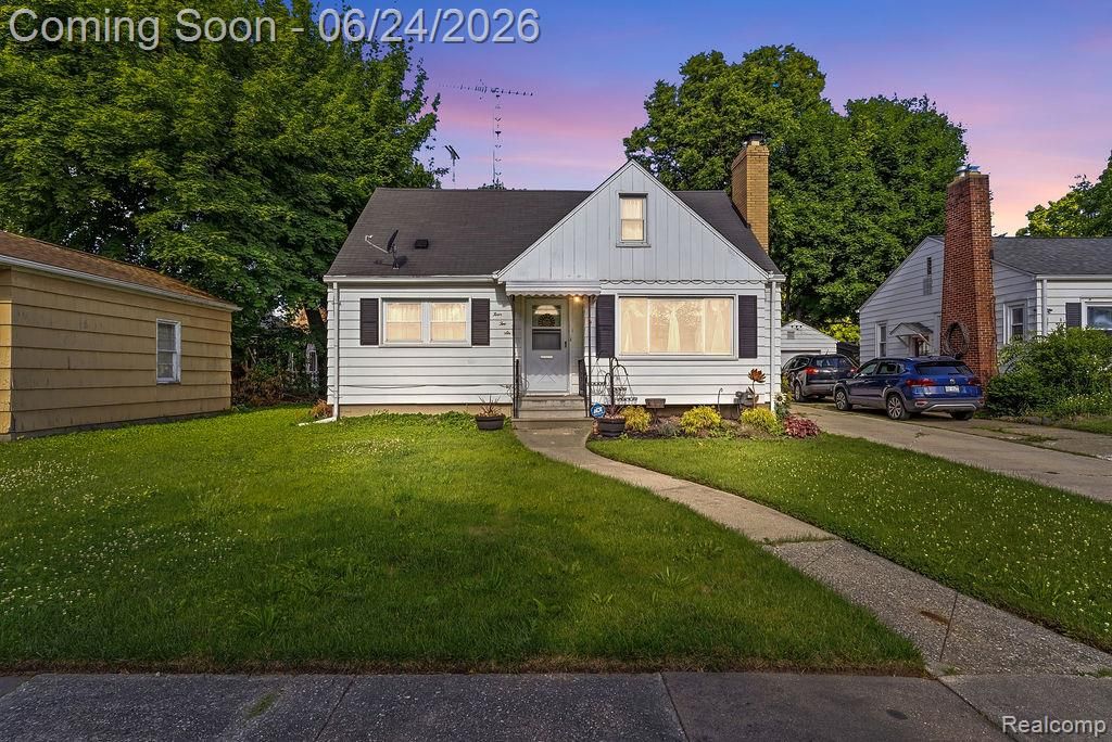 426 S Vernon Avenue, Flint, MI 48503