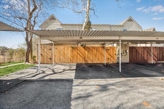 14703 Barryknoll Lane 25, Houston, TX 77079