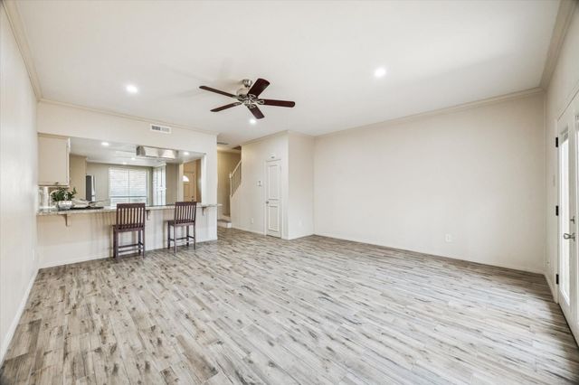 14703 Barryknoll Lane 25, Houston, TX 77079