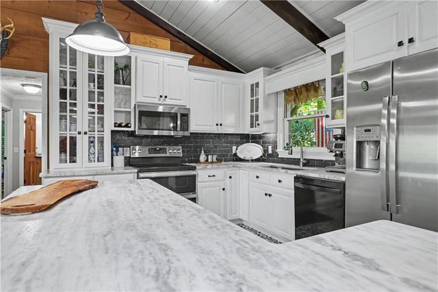 519 Pinecrest Road, Sautee Nacoochee, GA 30571