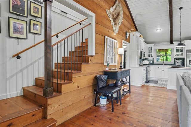 519 Pinecrest Road, Sautee Nacoochee, GA 30571