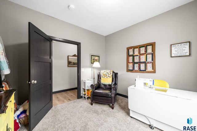 145 Devitt Dr Drive, Harrisburg, SD 57032