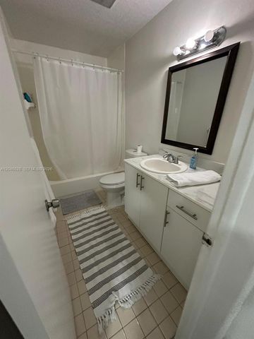 6805 SW 88th Street 18, Pinecrest, FL 33156