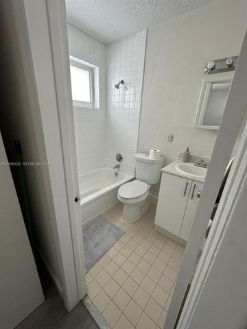 6805 SW 88th Street 18, Pinecrest, FL 33156