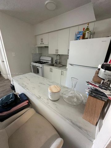 6805 SW 88th Street 18, Pinecrest, FL 33156