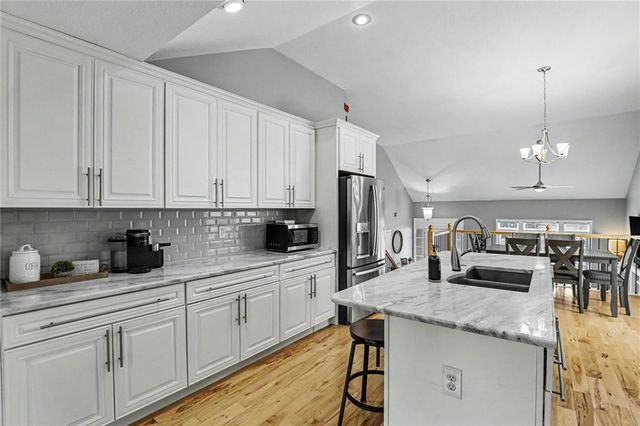 10952 S Emerald Street, Olathe, KS 66062