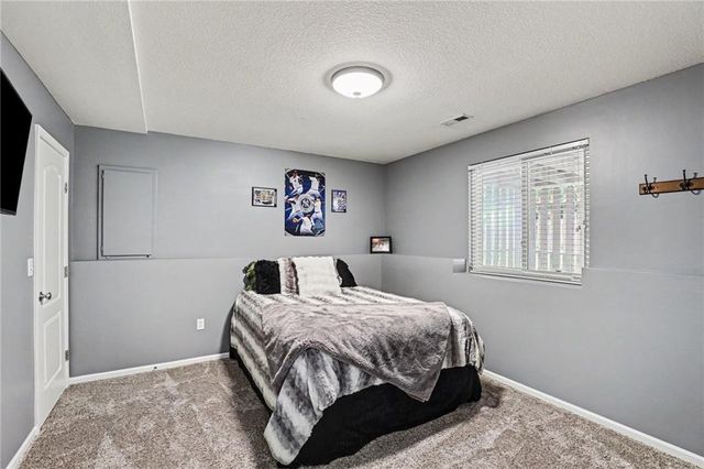 10952 S Emerald Street, Olathe, KS 66062