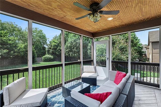 10952 S Emerald Street, Olathe, KS 66062