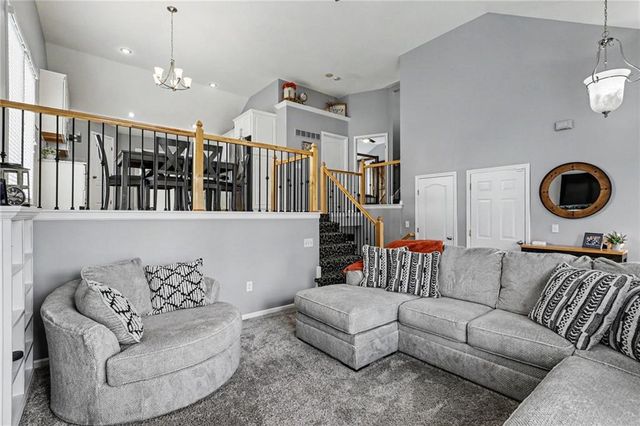 10952 S Emerald Street, Olathe, KS 66062