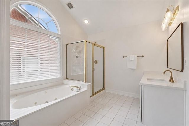 1920 Regency Cove Court, Atlanta, GA 30341