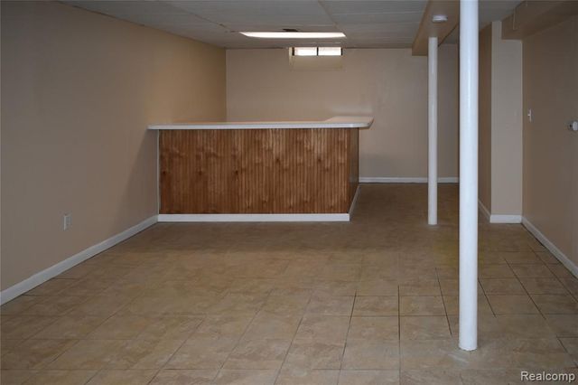 23825 Johnston Avenue, Eastpointe, MI 48021