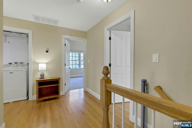 317 Stag Hill Road, Mahwah, NJ 07430