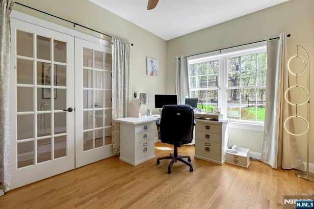 317 Stag Hill Road, Mahwah, NJ 07430