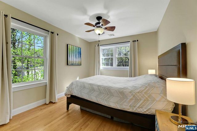 317 Stag Hill Road, Mahwah, NJ 07430