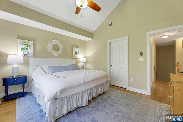 317 Stag Hill Road, Mahwah, NJ 07430