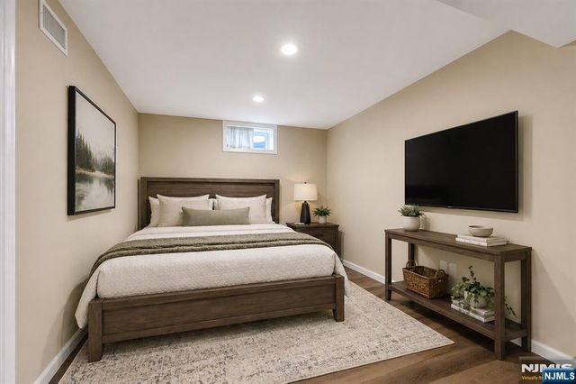 317 Stag Hill Road, Mahwah, NJ 07430