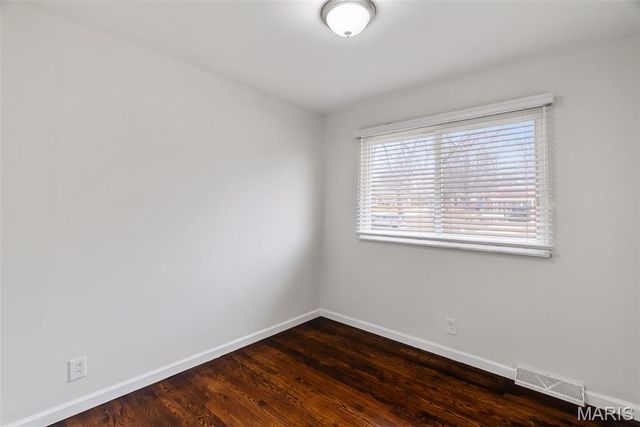 12 Lennox Terrace, Maryland Heights, MO 63043