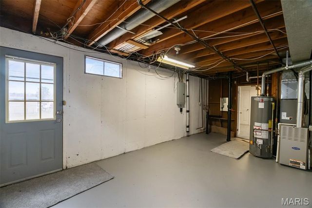 12 Lennox Terrace, Maryland Heights, MO 63043