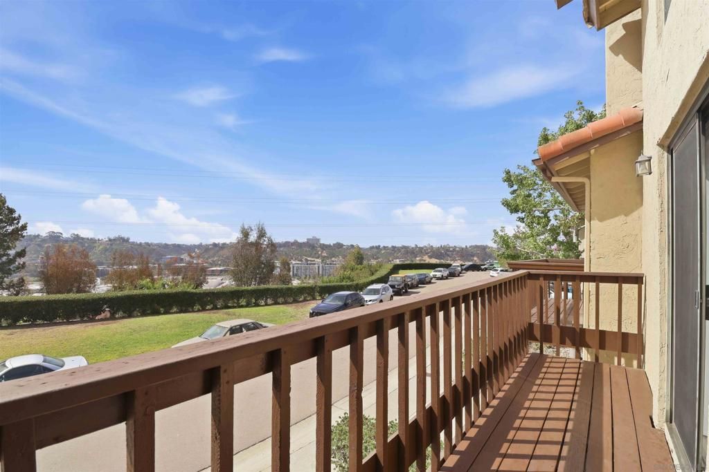 6862 Camino Berdecio, San Diego, CA 92111 — exterior
