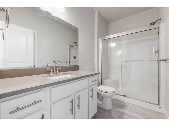 415 S Elm St, Yamhill, OR 97148