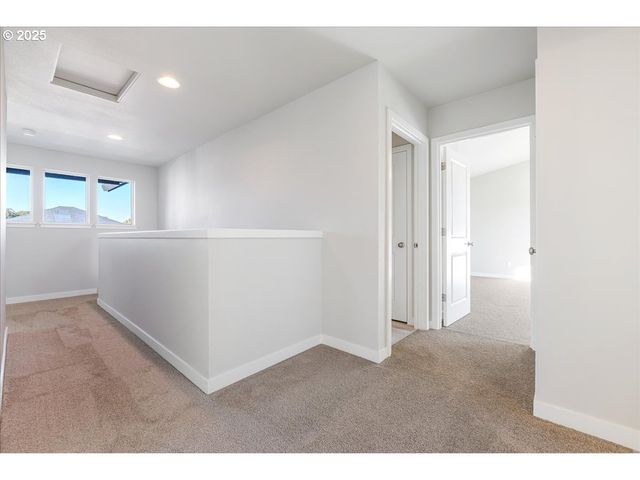 415 S Elm St, Yamhill, OR 97148