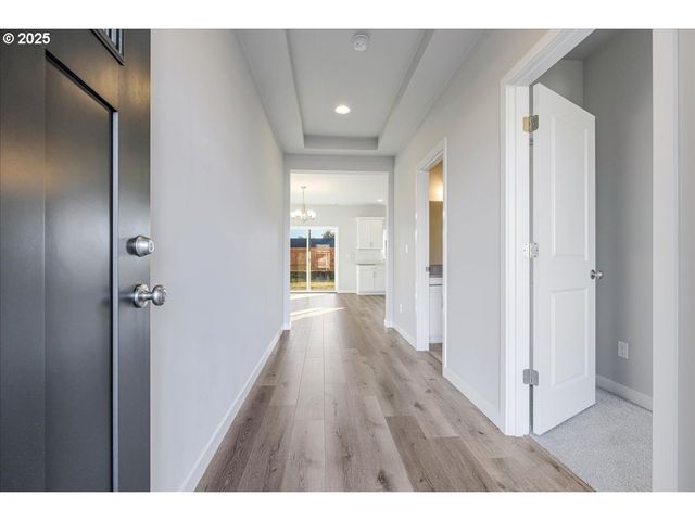 415 S Elm St, Yamhill, OR 97148