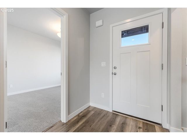 415 S Elm St, Yamhill, OR 97148