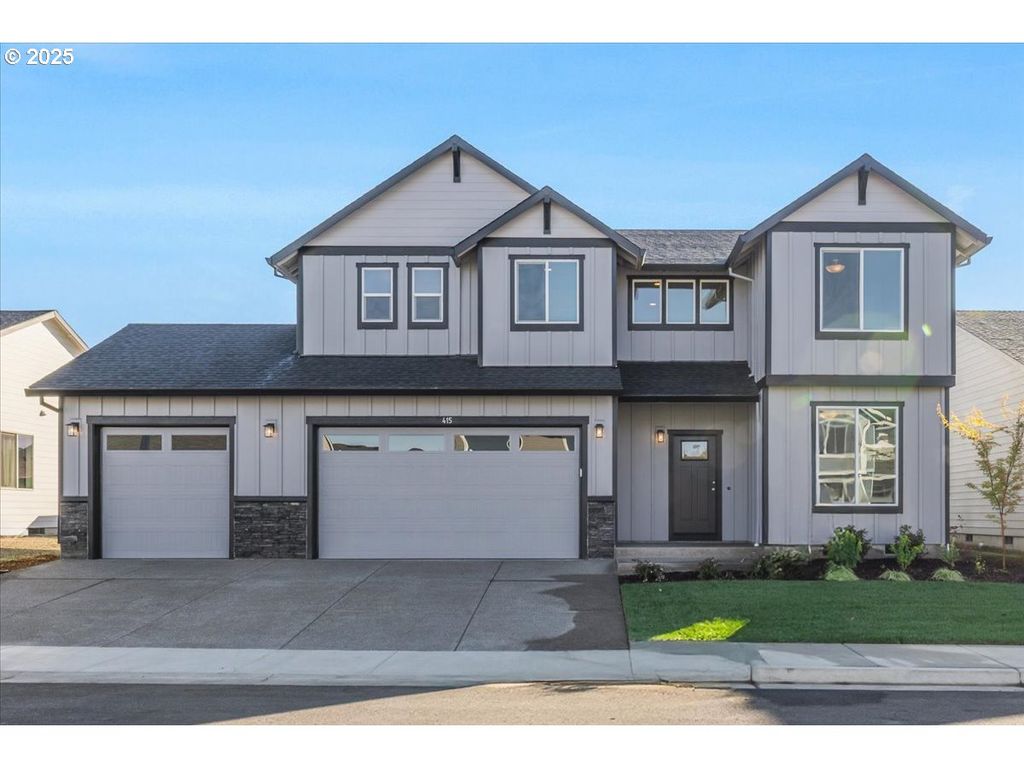 415 S Elm St, Yamhill, OR 97148