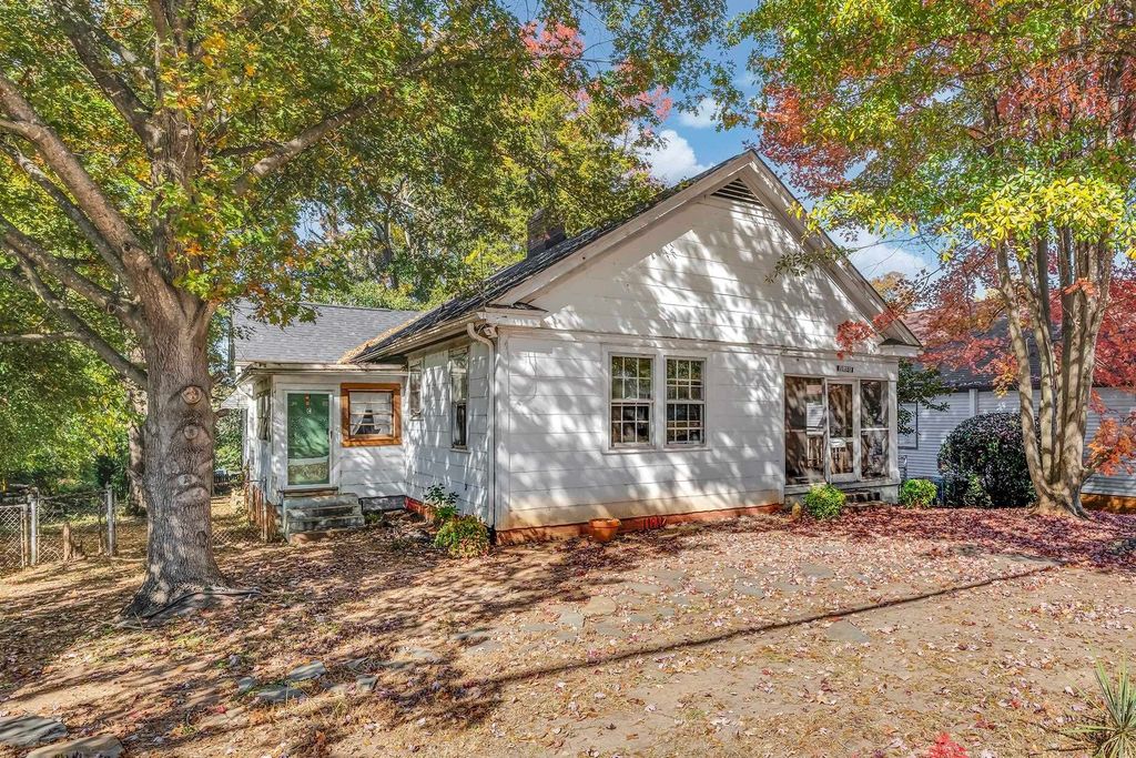 442 Saint Andrews Street, Spartanburg, SC 29306