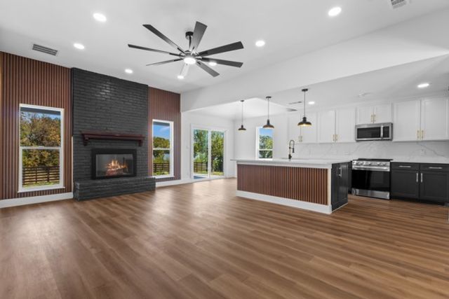 5000 Edgewater Drive, Rowlett, TX 75088