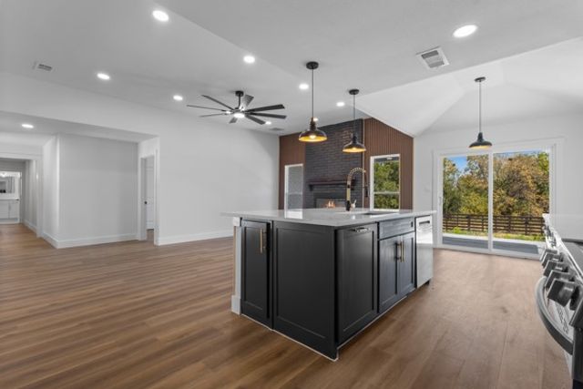 5000 Edgewater Drive, Rowlett, TX 75088