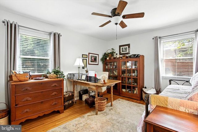 213 CHARLES ST, Hanover, PA 17331