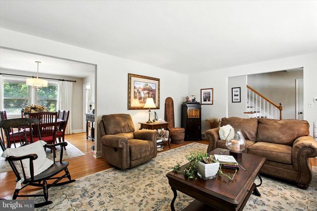 213 CHARLES ST, Hanover, PA 17331