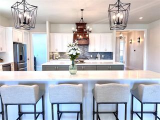 2402 Amesbury Drive, Midlothian, TX 76065