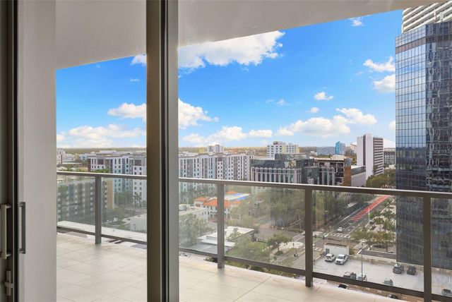 275 1ST AVENUE S 1407, St Petersburg, FL 33701