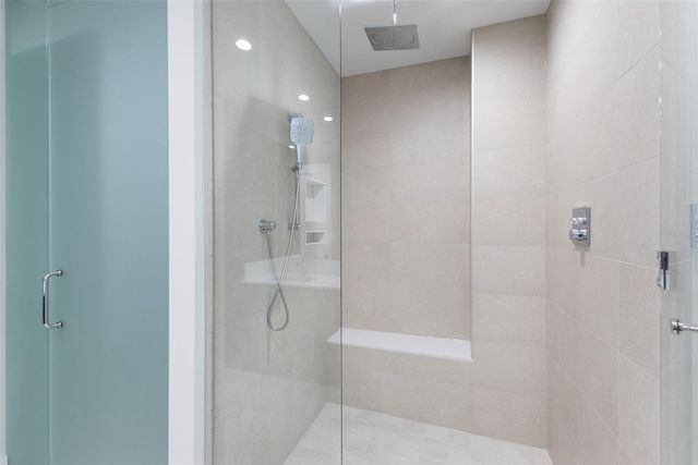 275 1ST AVENUE S 1407, St Petersburg, FL 33701