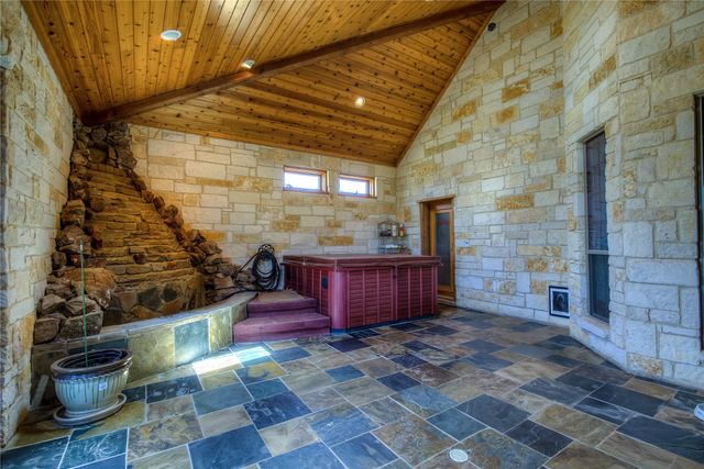 1722 Lone Star Boulevard, Terrell, TX 75160