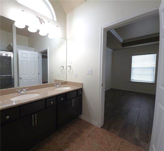 7242 High Gun Dr, Corpus Christi, TX 78414