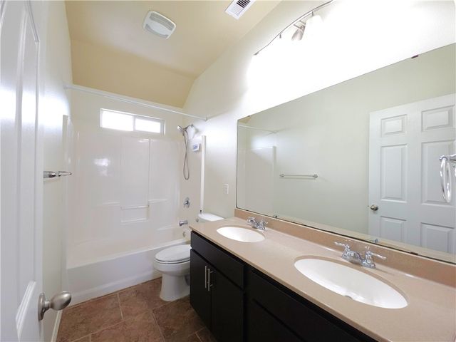 7242 High Gun Dr, Corpus Christi, TX 78414